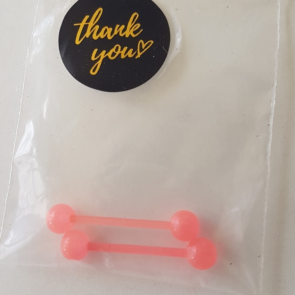 👅 2 Grapefruit Glow Tongue Rings - Picture 7 of 7